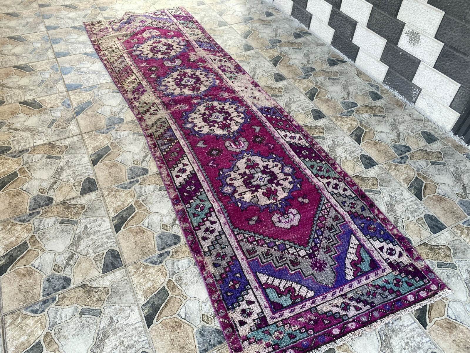 Geometric Turkish Vintage Rug,Farmhouse Handmade Anatolian Runner Rug 2.9x9.4 ft