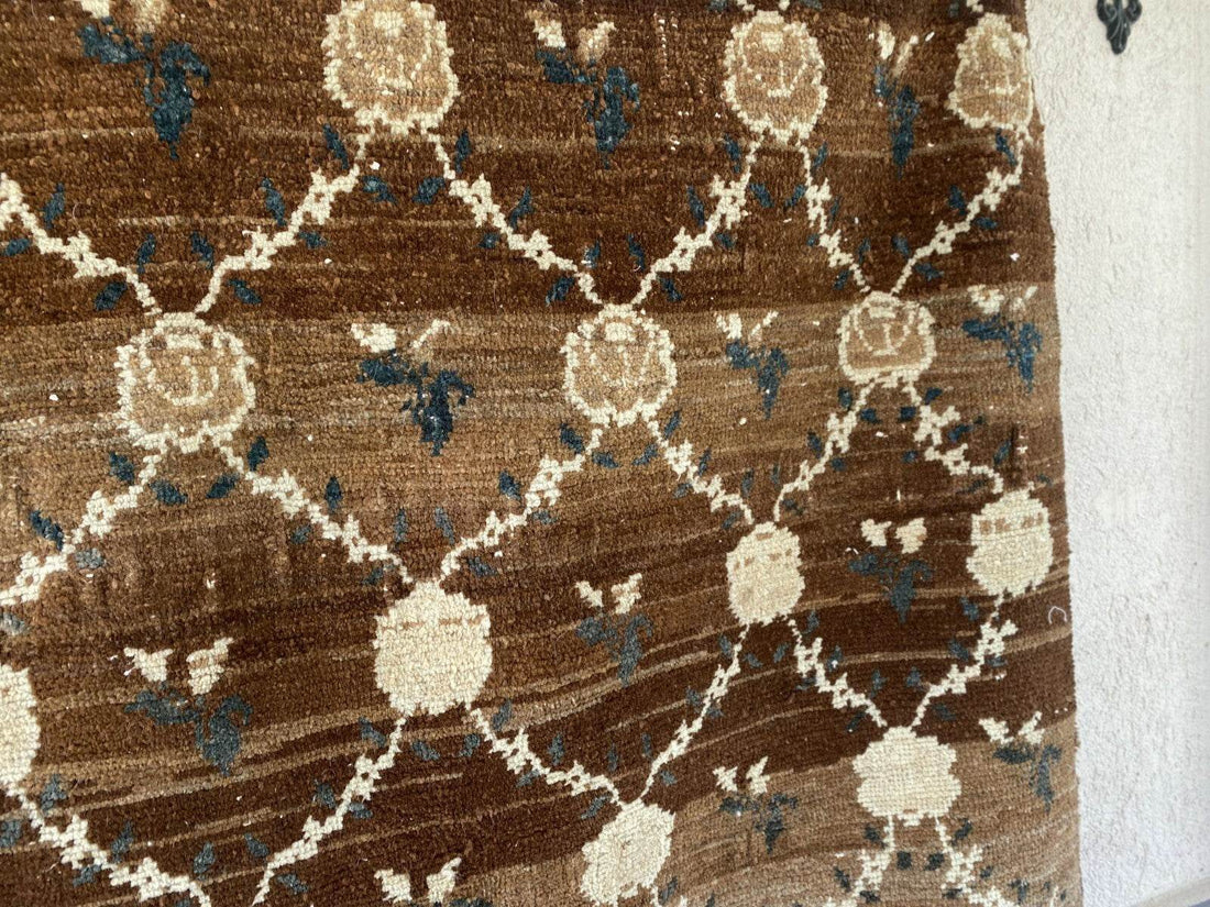 Vintage Kurdish Oushak Rug, 1980s Turkish Anatolian Hand-Knotted Wool Runner Rug