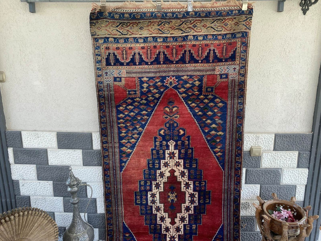 Pre 1980’s ANTIQUE ANATOLIAN FARMHOUSE RUG - GEOMETRIC TRIBAL TURKISH VINTAGE