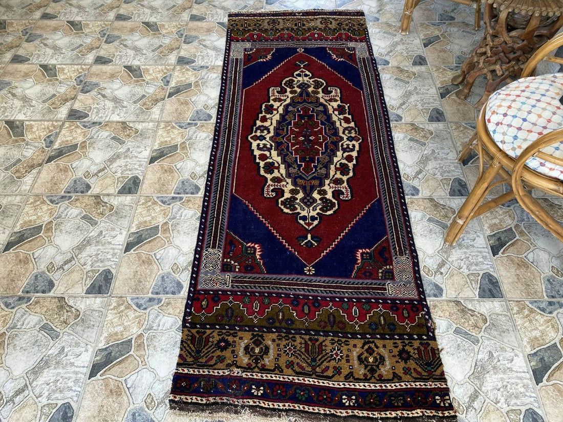 Vintage Turkish Runner Rug | 2.7 x 7.5 ft Hand-Knotted Wool Antique Hallway Rug