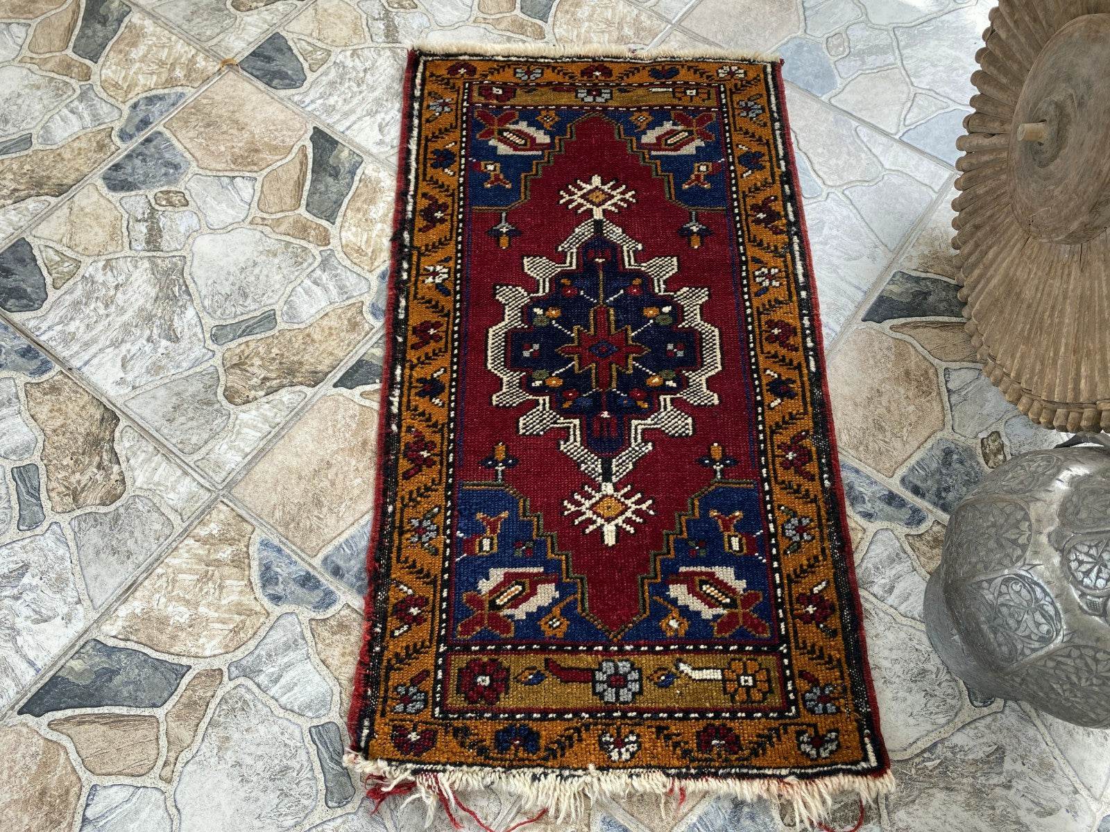 Small Vintage Wool Rug | 1.6 x 3.0 ft Hand-Knotted Anatolian Faded Medallion Rug