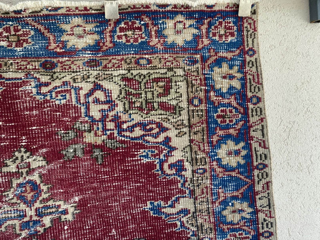 Pre 1970’s ANTIQUE ANATOLIAN FARMHOUSE RUG - GEOMETRIC TRIBAL TURKISH VINTAGE