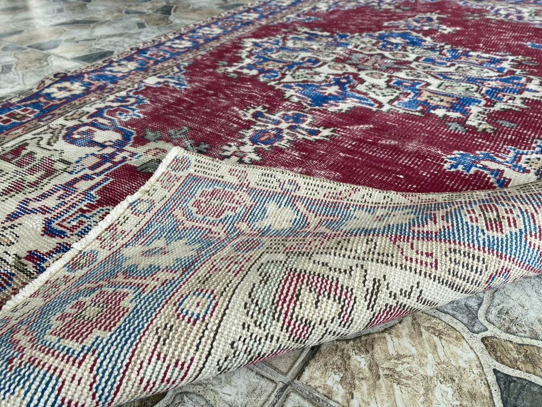 Pre 1970’s ANTIQUE ANATOLIAN FARMHOUSE RUG - GEOMETRIC TRIBAL TURKISH VINTAGE