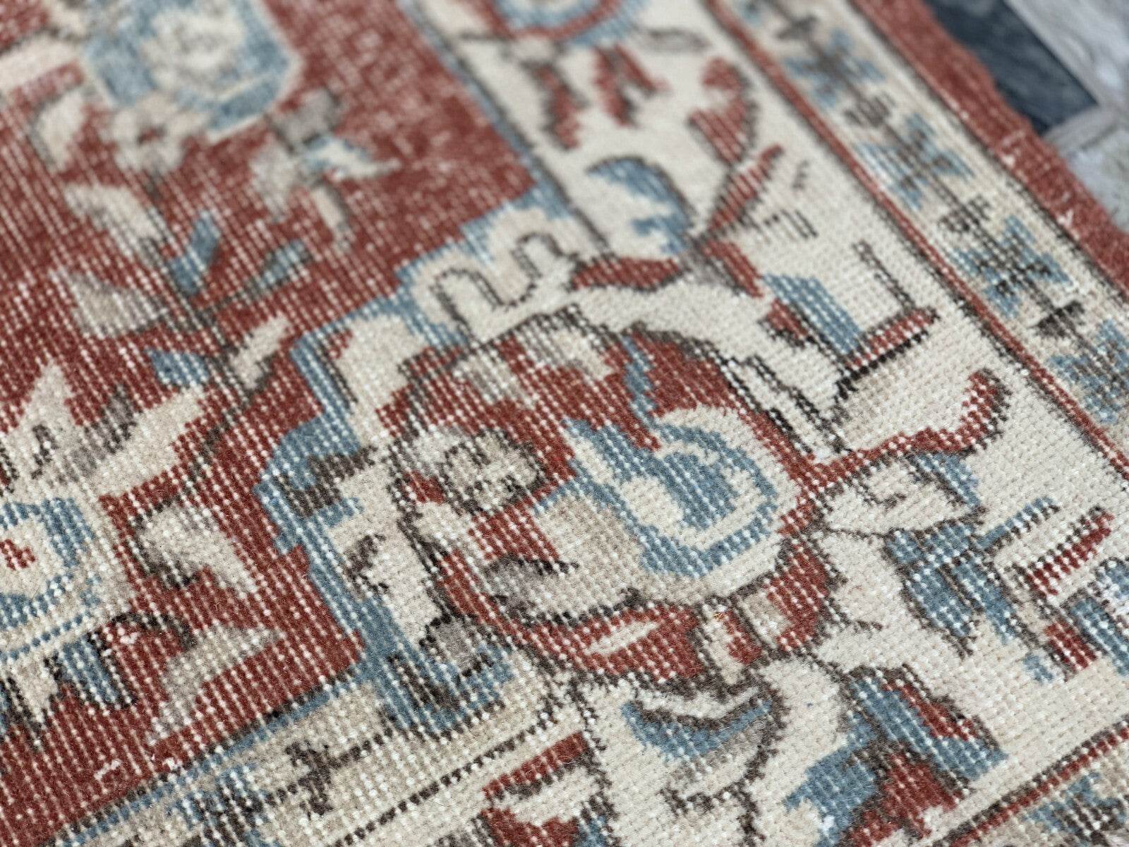 Turkish Vintage Geometric Rug,Farmhouse Vintage Anatolian Village Rug 3.9x6.9 ft