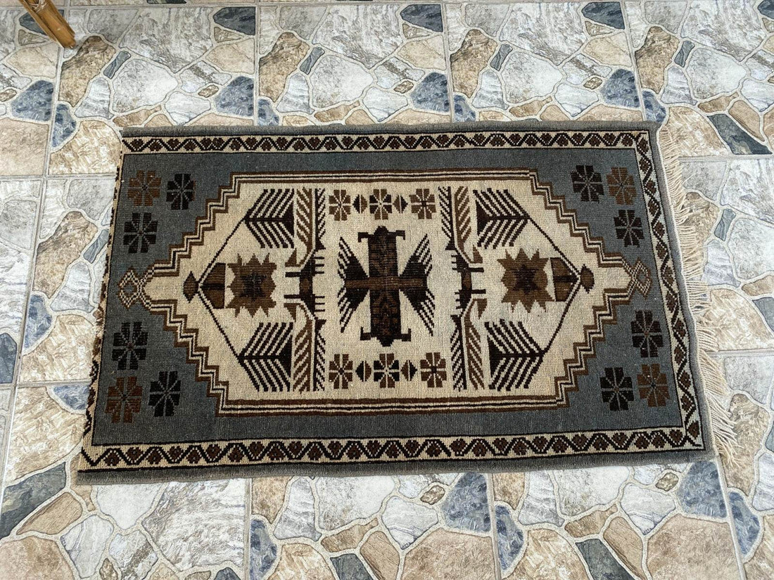 Vintage Turkish Rug | 2.5 x 3.9 ft Hand-Knotted Wool Rustic Distressed Anatolian