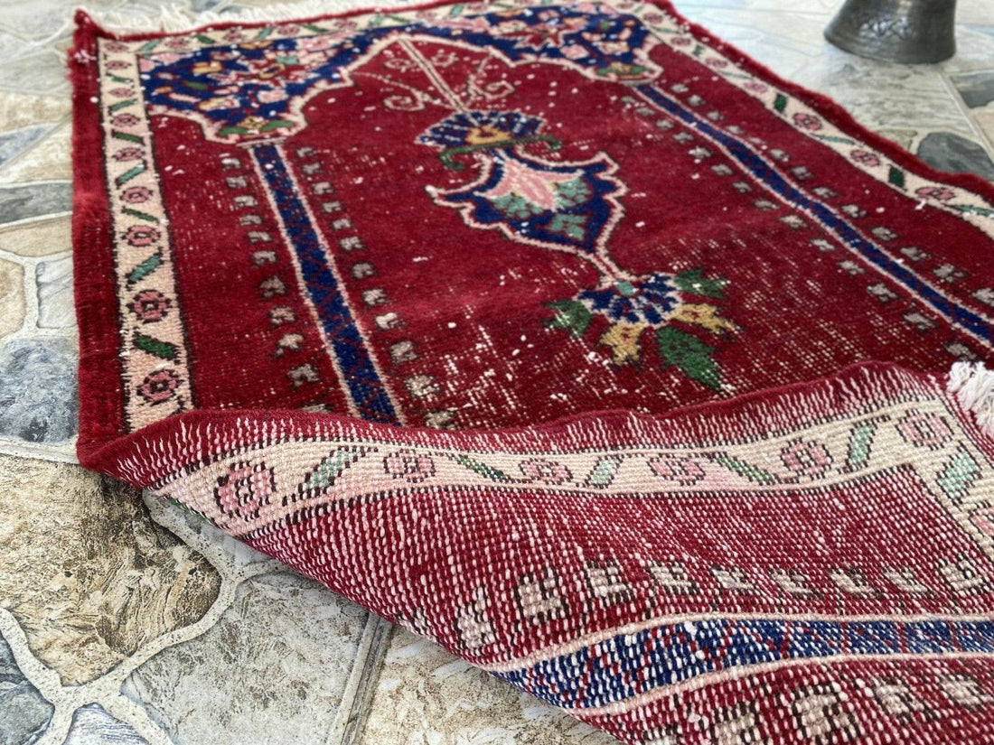 Pre 1980’s ANTIQUE ANATOLIAN FARMHOUSE RUG - GEOMETRIC PRAYER TURKISH VINTAGE