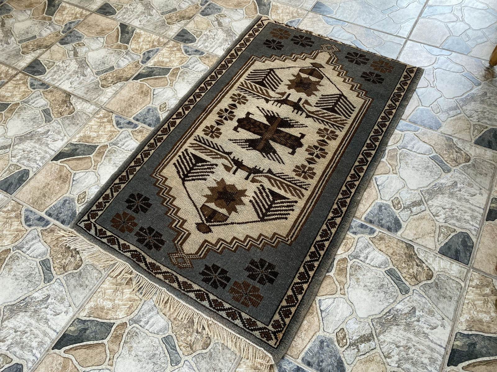 Vintage Turkish Rug | 2.5 x 3.9 ft Hand-Knotted Wool Rustic Distressed Anatolian