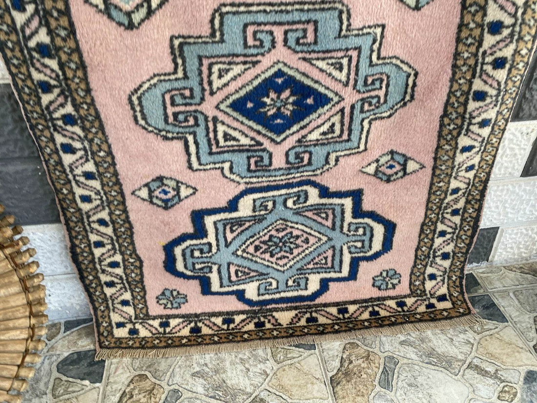 Vintage Rug | Farmhouse Antique Wool Anatolian Runner Handmade Turkish 2.7x6.3ft