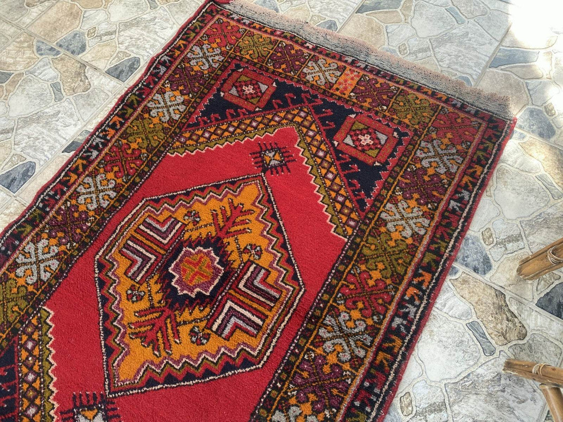 Vintage Turkish Oushak Rug | 3.3x10.8 | Wool Antique Tribal Handmade Area Rug |