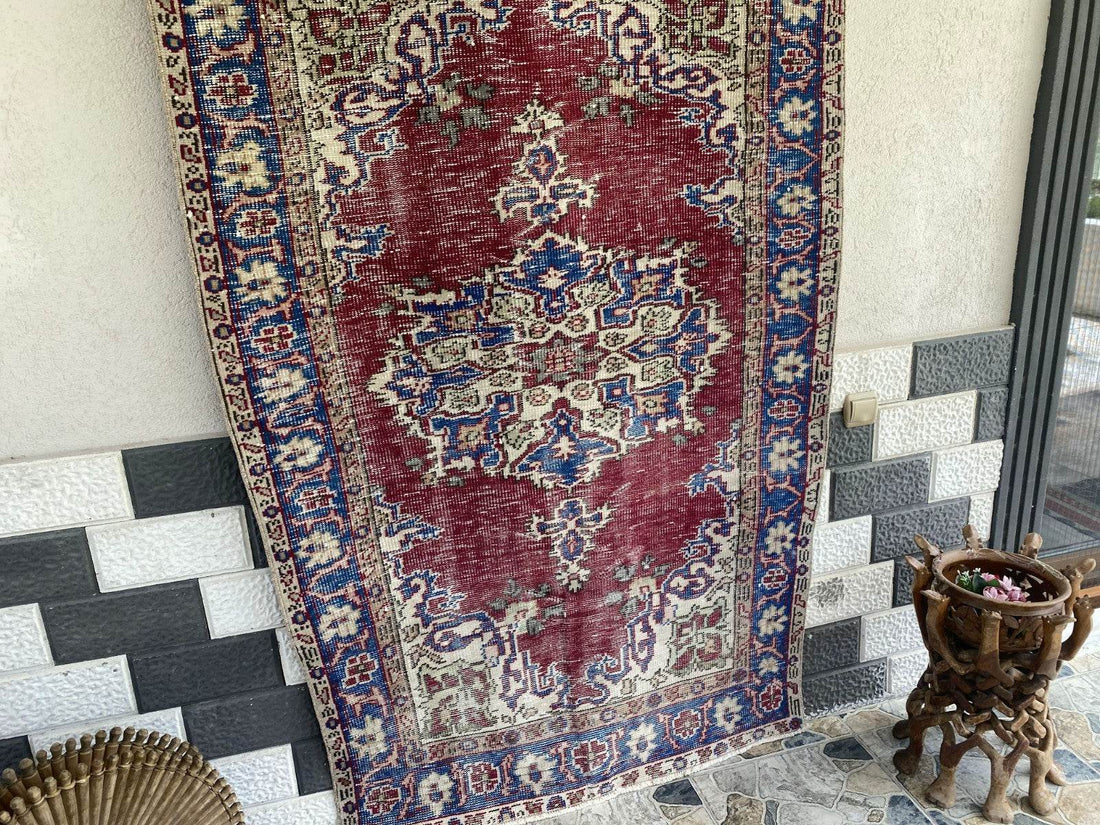 Pre 1970’s ANTIQUE ANATOLIAN FARMHOUSE RUG - GEOMETRIC TRIBAL TURKISH VINTAGE