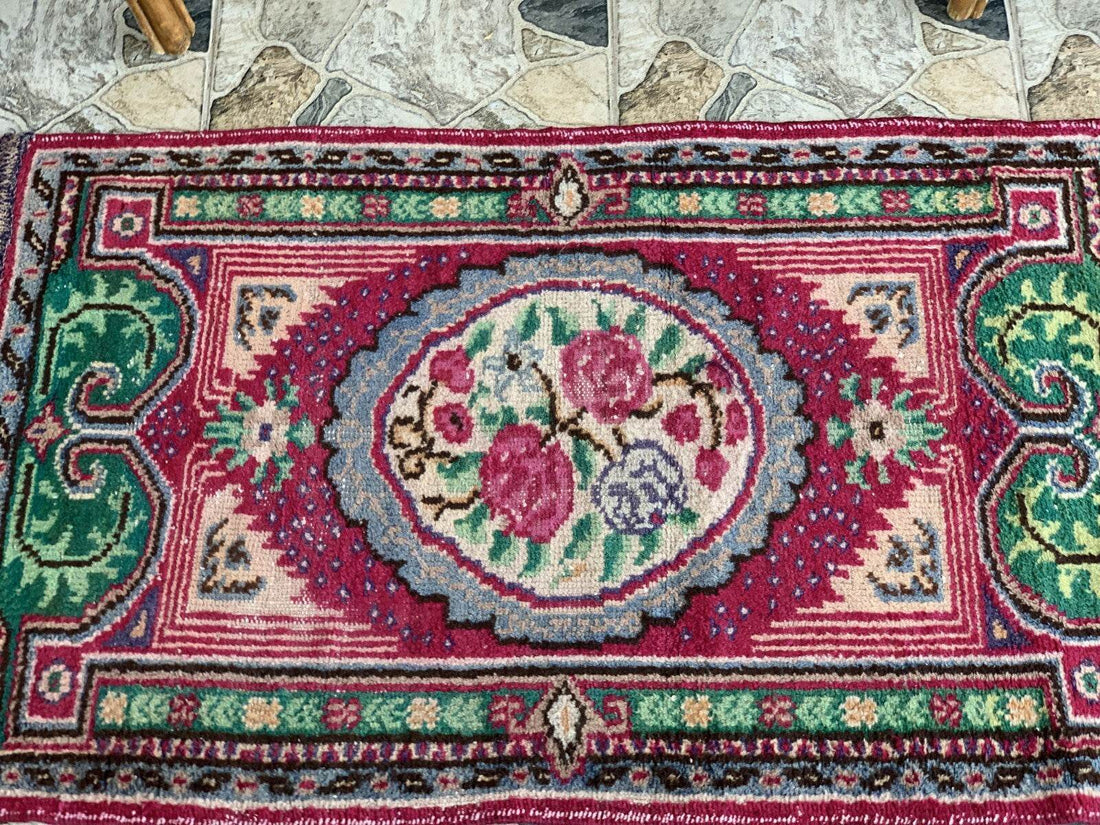 Small Turkish Vintage Oushak Rug Handmade Farmhouse Geometric Wool Rug 2.5x4.1ft