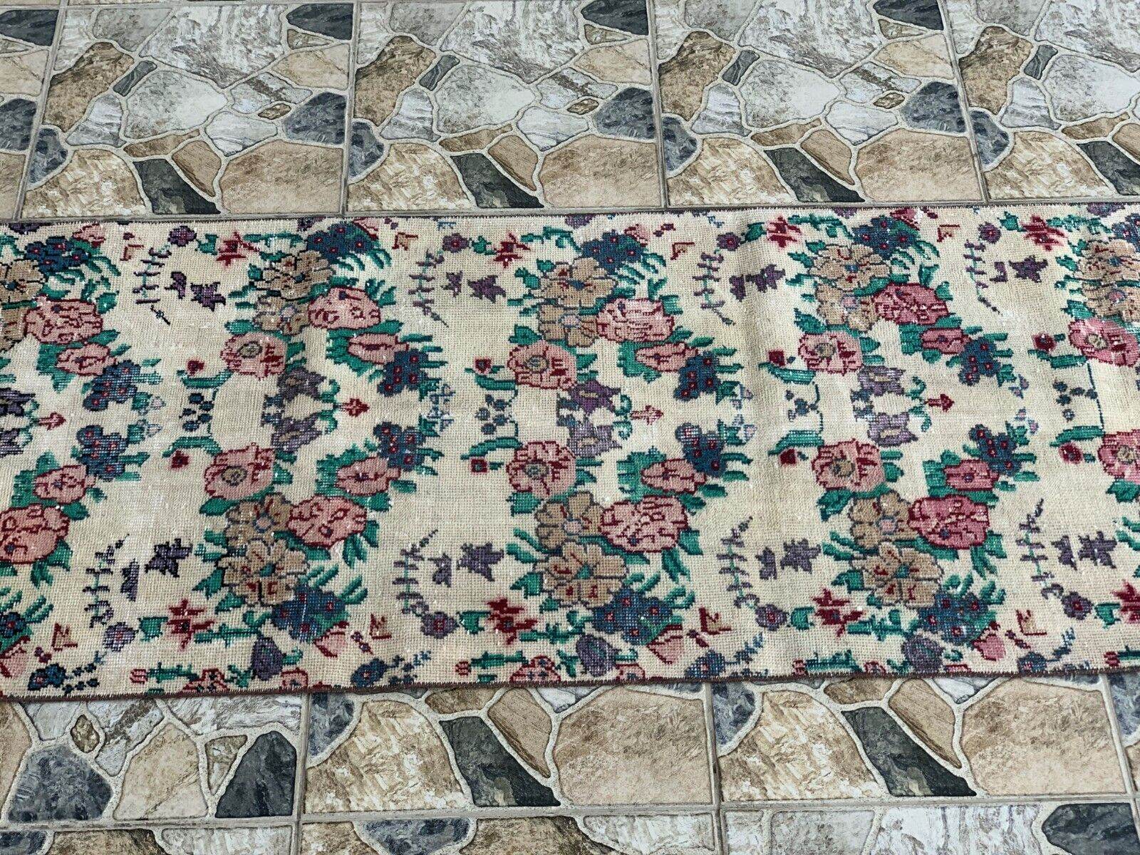 Vintage Oushak Farmhouse Rug Turkish Anatolian Handknotted Wool Area Rug 2.4x6.6