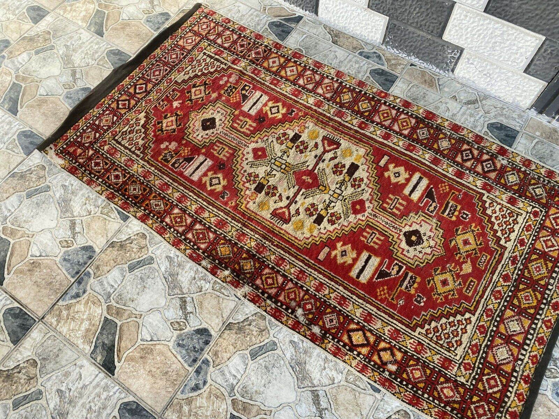 Vintage Oushak Turkish Rug, Antique Tribal Handmade Wool Farmhouse 1950s 2.8x5.3