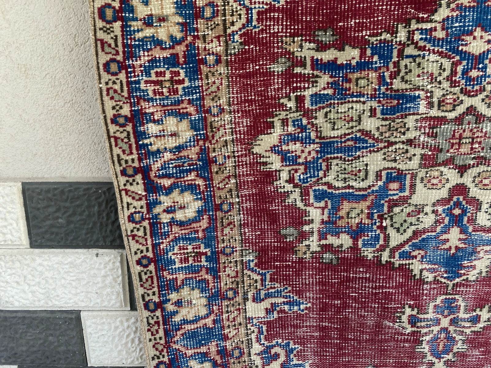 Pre 1970’s ANTIQUE ANATOLIAN FARMHOUSE RUG - GEOMETRIC TRIBAL TURKISH VINTAGE