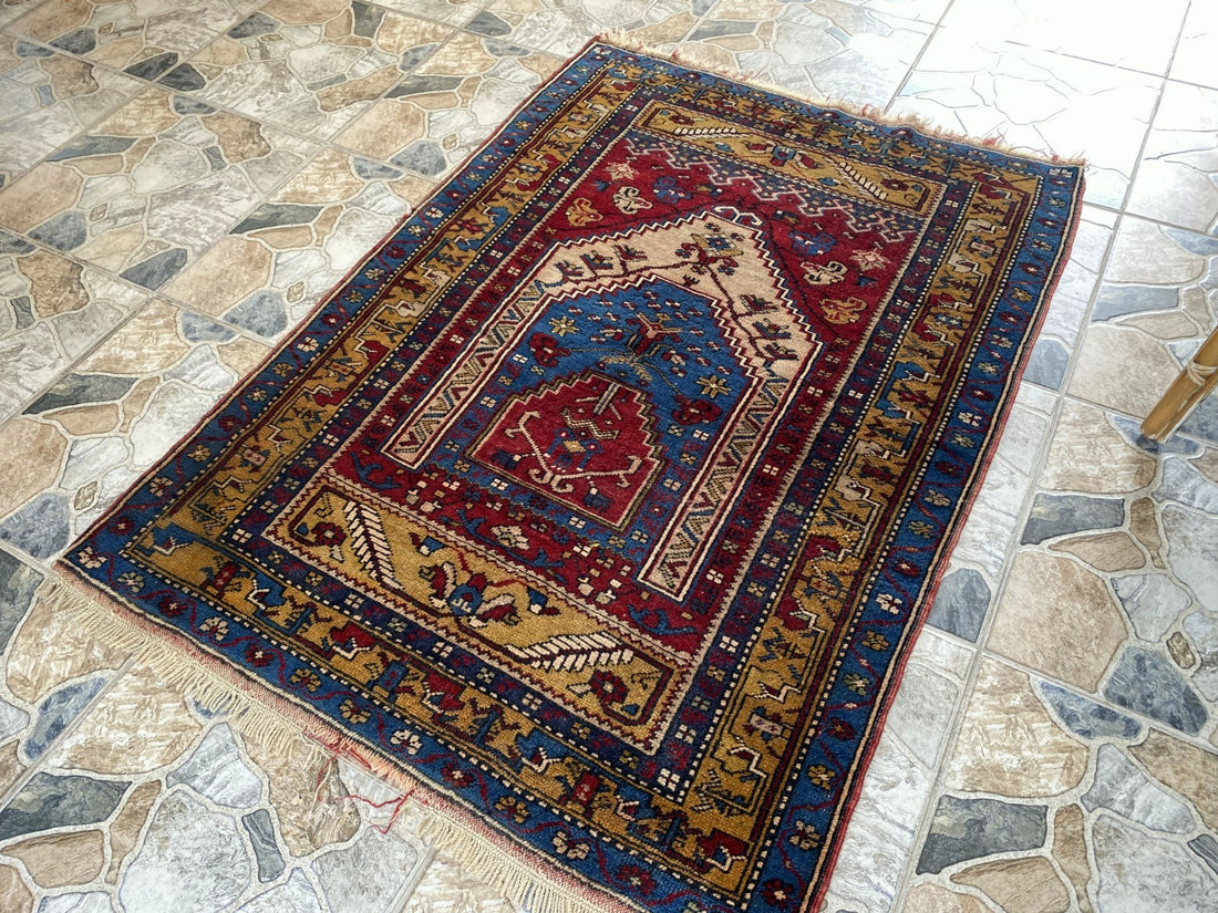 Vintage Hand-Knotted Turkish Area Rug | 3.4 x 4.7 ft | Classic Red Medallion Rug