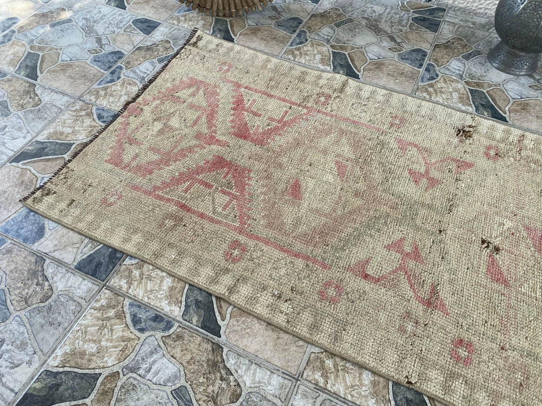 Vintage Rug | Wool Runner Antique Farmhouse Anatolian Handmade Turkish Rug 2x6ft