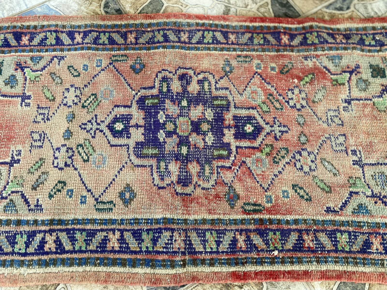 Turkish Vintage Rug, Farmhouse Geometric Hand-Knotted Wool Medallion Rug 2x4 ft