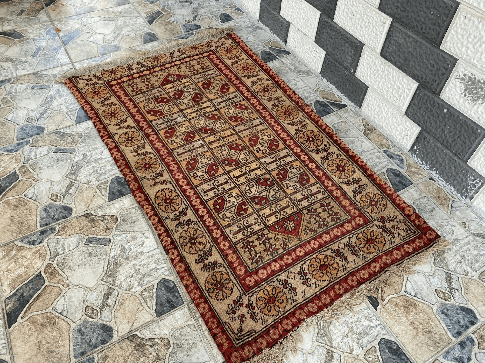 Pre 1920’s ANTIQUE ARMENIAN AREA RUG GEOMETRIC TRIBAL FARMHOUSE VINTAGE CARPET