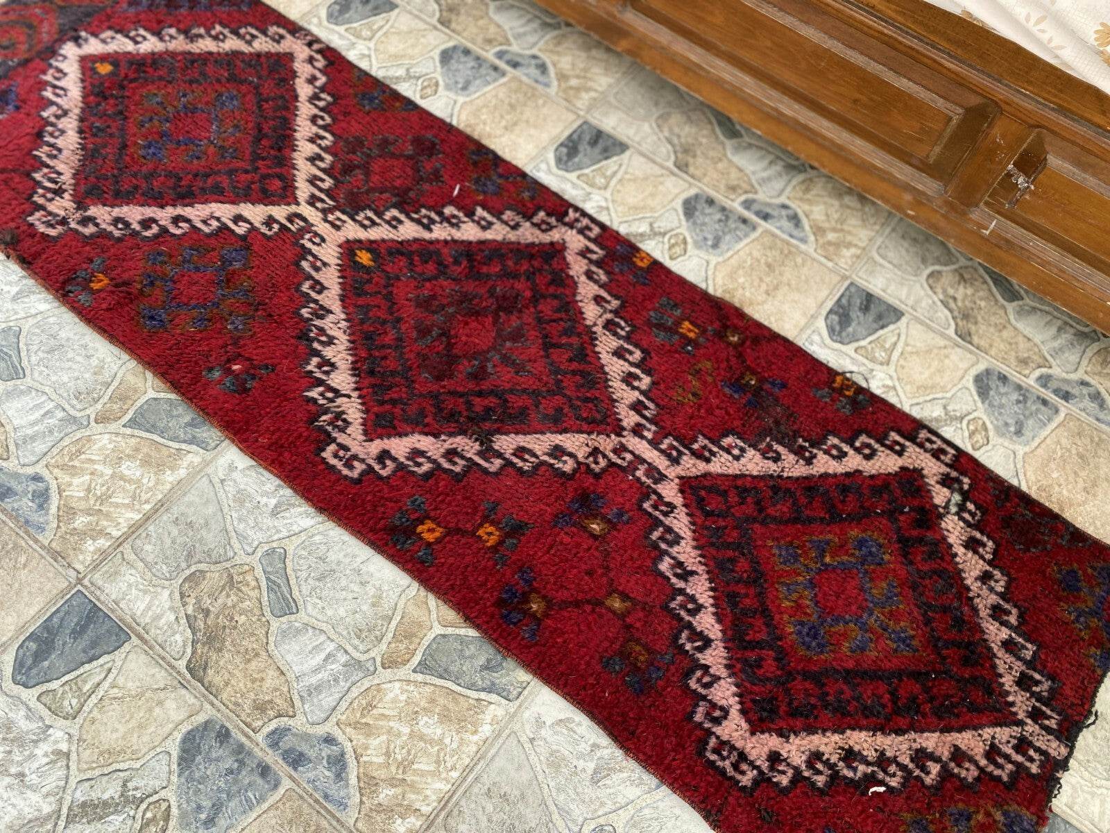 Vintage Kurdish Wool Runner, 1970s Handwoven TribalTurkish Red Rug 1'9'' x 5'6''