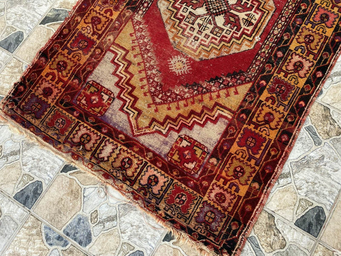 Vintage Hand-Knotted Turkish Anatolian Rug | 3.4 x 4.9 ft | Wool Area Carpet