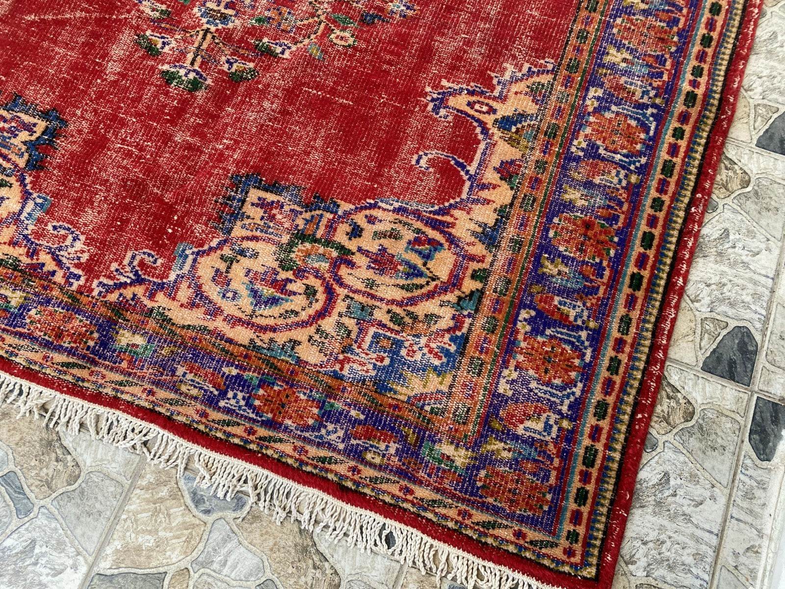 Large Vintage Wool Rug | 6.1 x 9.2 ft Faded Anatolian Carpet Hand-Knotted Carpet