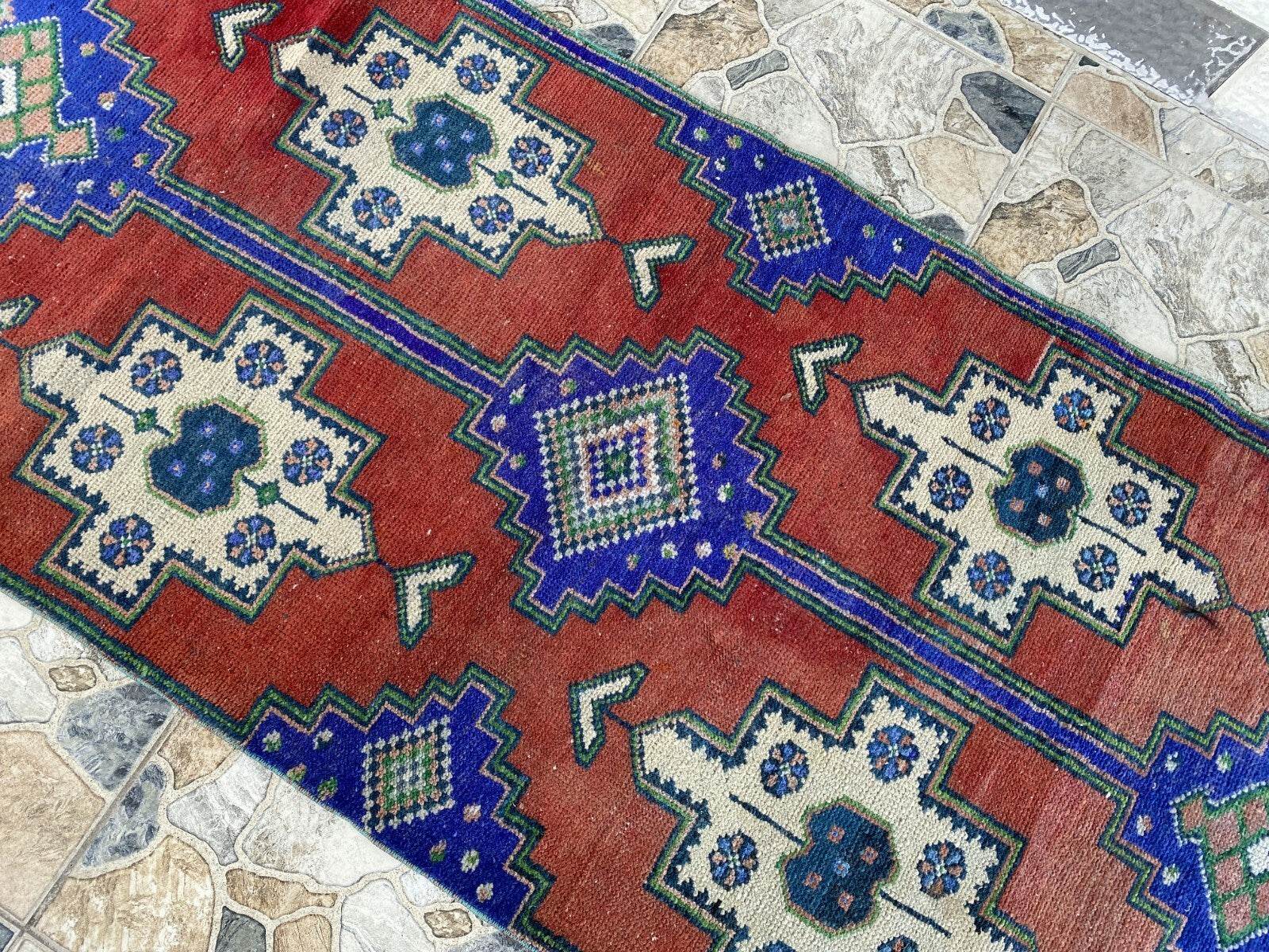 Hand-Knotted Turkish Anatolian Wool Rug | Vintage Tribal Oushak Unique Carpet