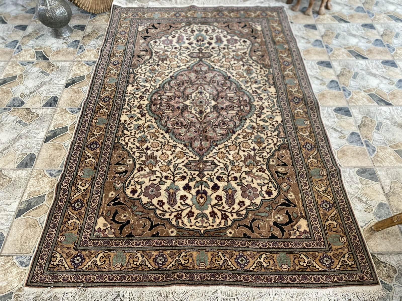 Pre 1980’s ANTIQUE ANATOLIAN TURKISH VINTAGE AREA RUG - GEOMETRIC TRIBAL KAYSERI