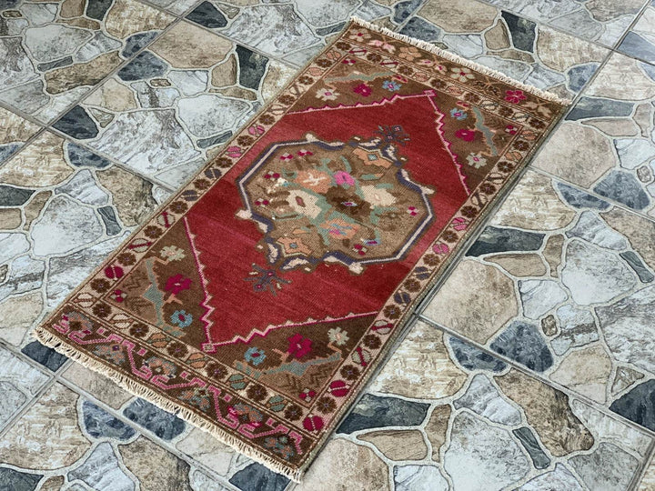 Vintage Turkish Oushak Rug, Geometric Farmhouse Antique Anatolian Rug 1.8x3.4ft