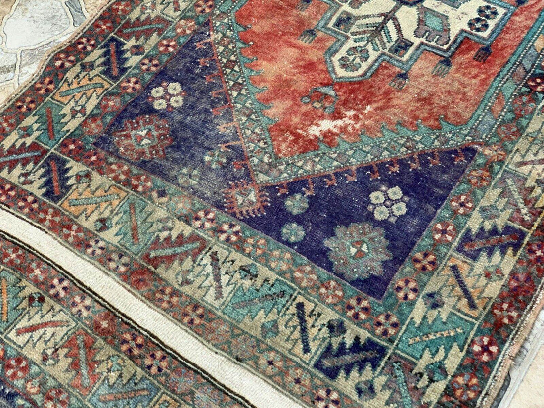 Vintage Turkish Rug | Tribal Wool Handmade Farmhouse Antique Twin 3.4ftx9.8 ft