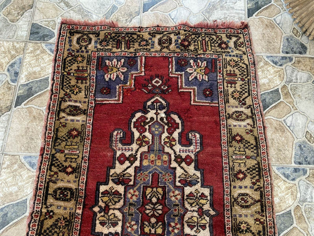 Pre 1980’s ANTIQUE ANATOLIAN FARMHOUSE RUG - GEOMETRIC TRIBAL TURKISH VINTAGE