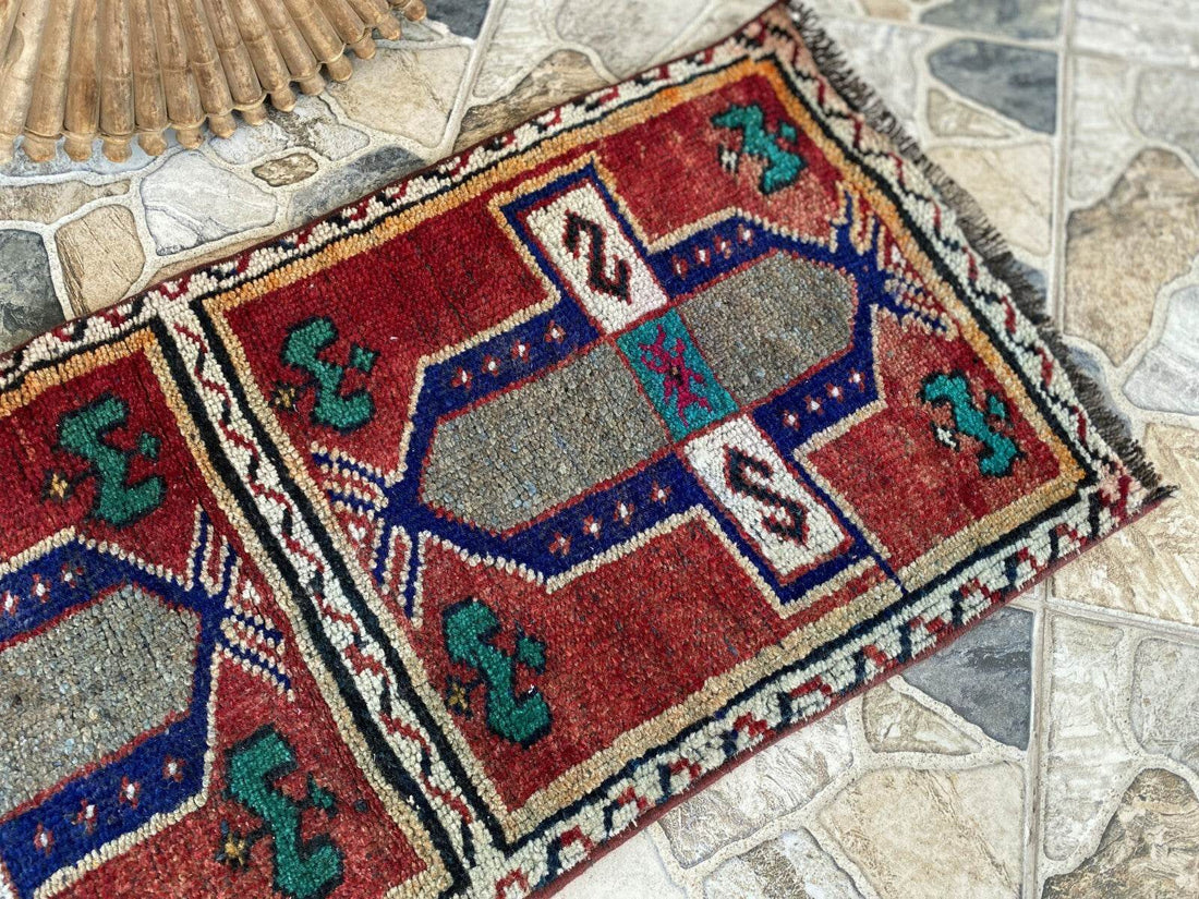 Vintage Turkish Tribal Rug | 1.6 x 3.4 ft | Handmade Wool Anatolian Small Carpet