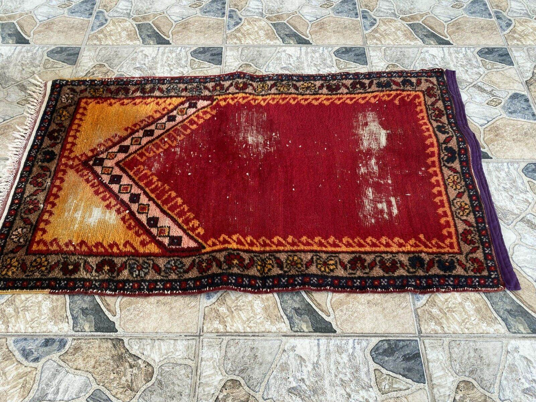 Vintage Turkish Prayer Rug, Wool Hand-Knotted Oushak Antique Farmhouse Rug 2x3