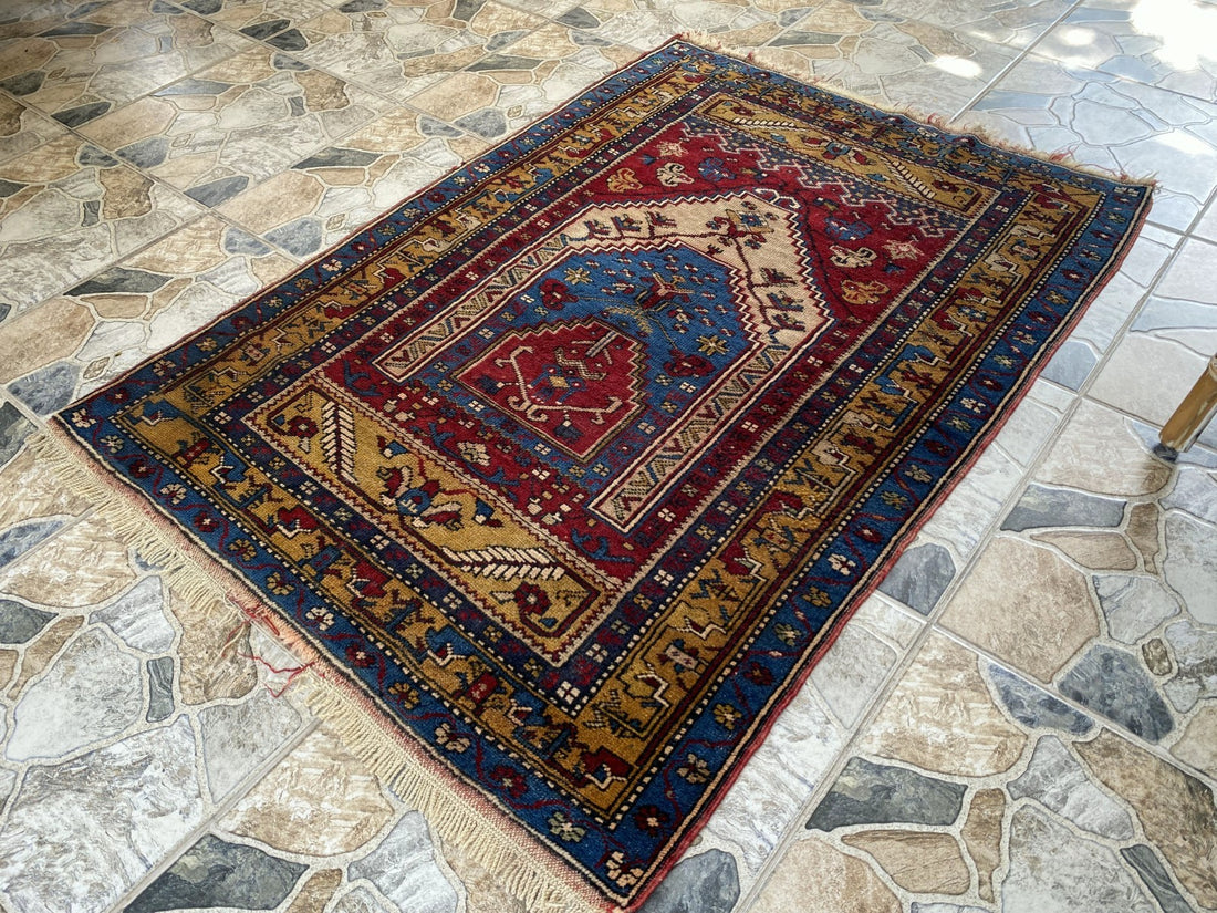 Vintage Hand-Knotted Turkish Area Rug | 3.4 x 4.7 ft | Classic Red Medallion Rug