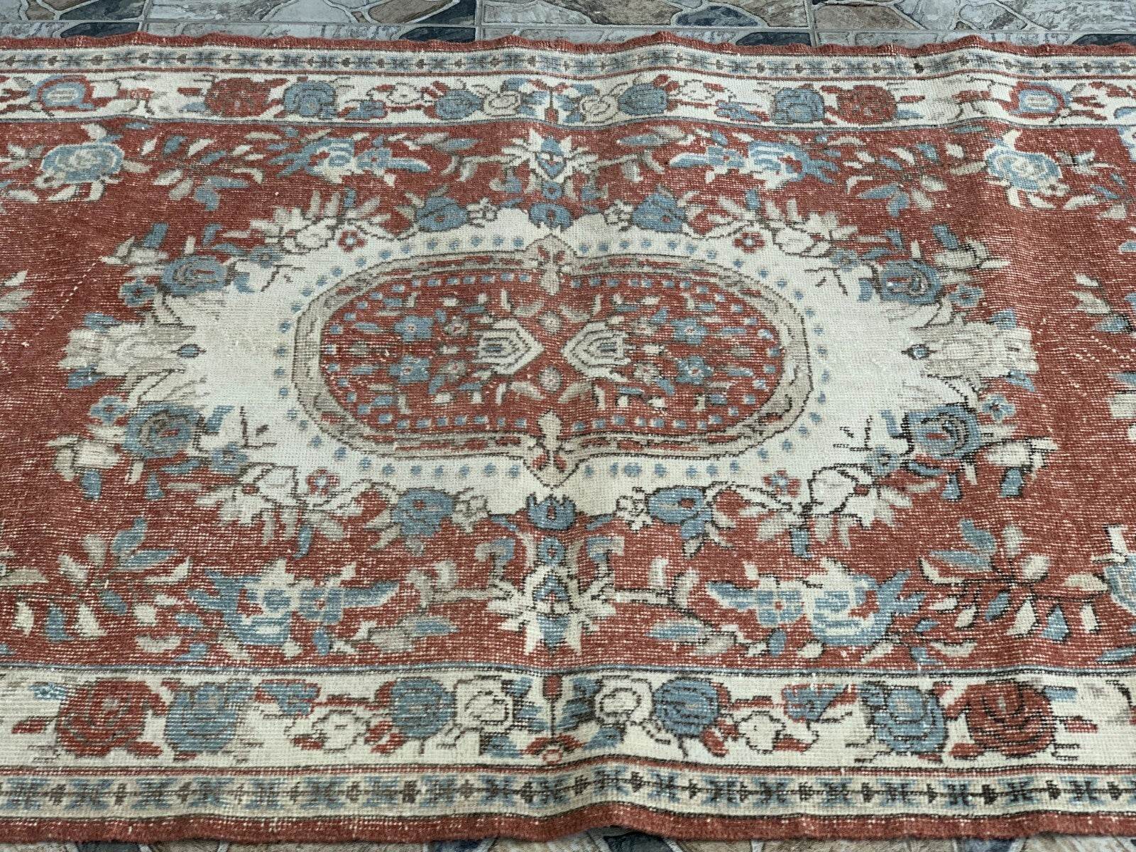 Turkish Vintage Geometric Rug,Farmhouse Vintage Anatolian Village Rug 3.9x6.9 ft