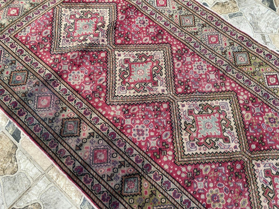 Vintage Turkish Rug 3.5 x 7.9 ft – Hand-Knotted Wool Rug, Area Anatolian Carpet