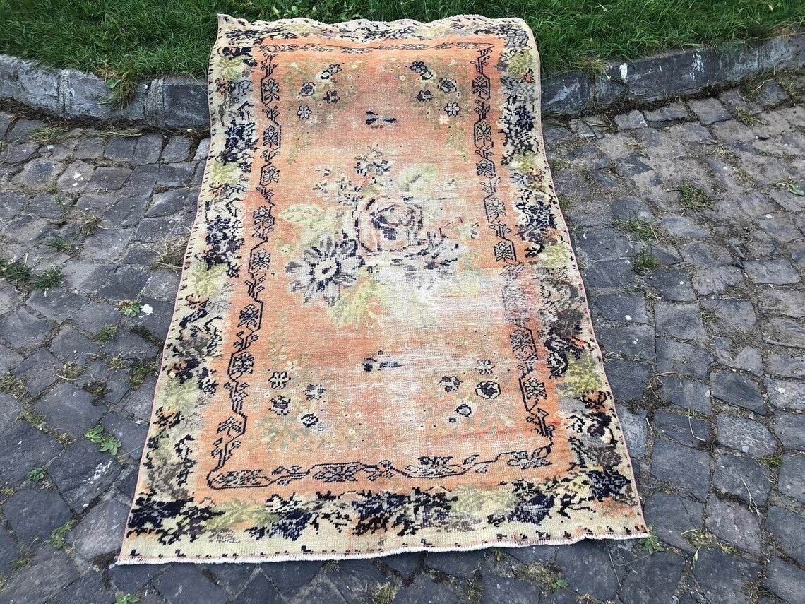 Vintage Oushak Farmhouse Rug, Handknotted Turkish Anatolian Wool Area Rug 3x5 ft