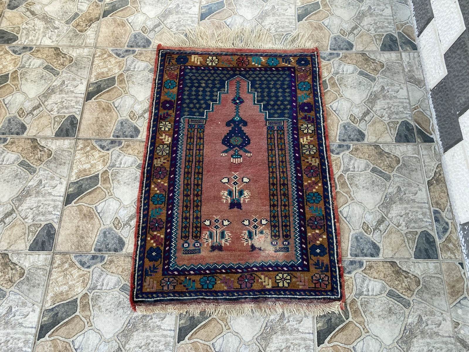 Vintage Turkish Oushak Rug, 2 x 3 ft Pink Handmade Wool Antique Tribal Small Rug