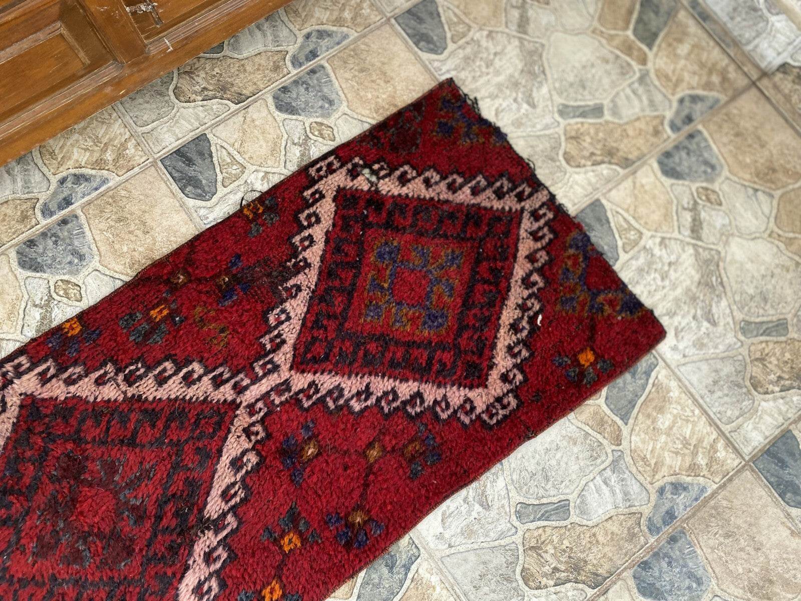 Vintage Kurdish Wool Runner, 1970s Handwoven TribalTurkish Red Rug 1'9'' x 5'6''