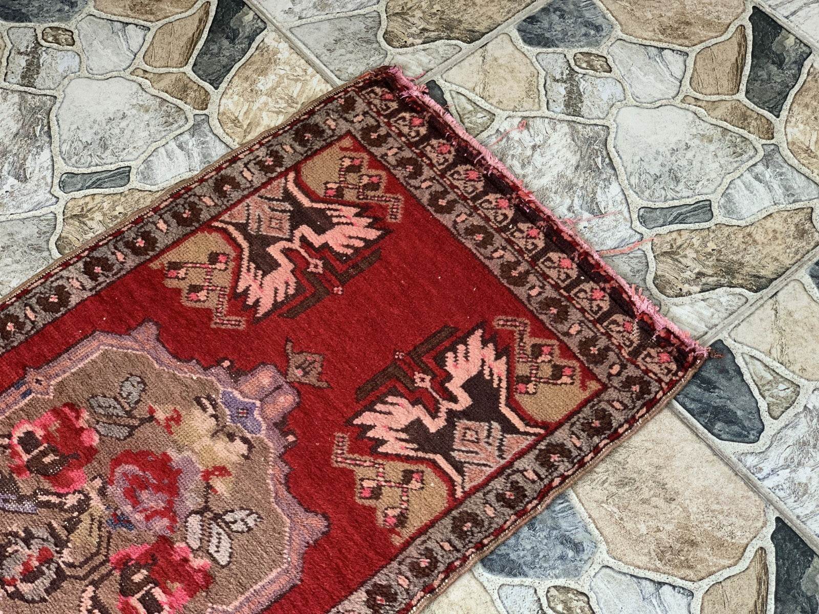 Vintage Tribal Handmade Wool Farmhouse Carpet Antique Turkish Rug 1.7 x 3.3 ft