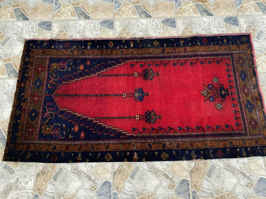 Vintage Hand-Knotted Wool Rug 2.6 x 5.2 ft Nomadic Faded Anatolian Prayer Carpet