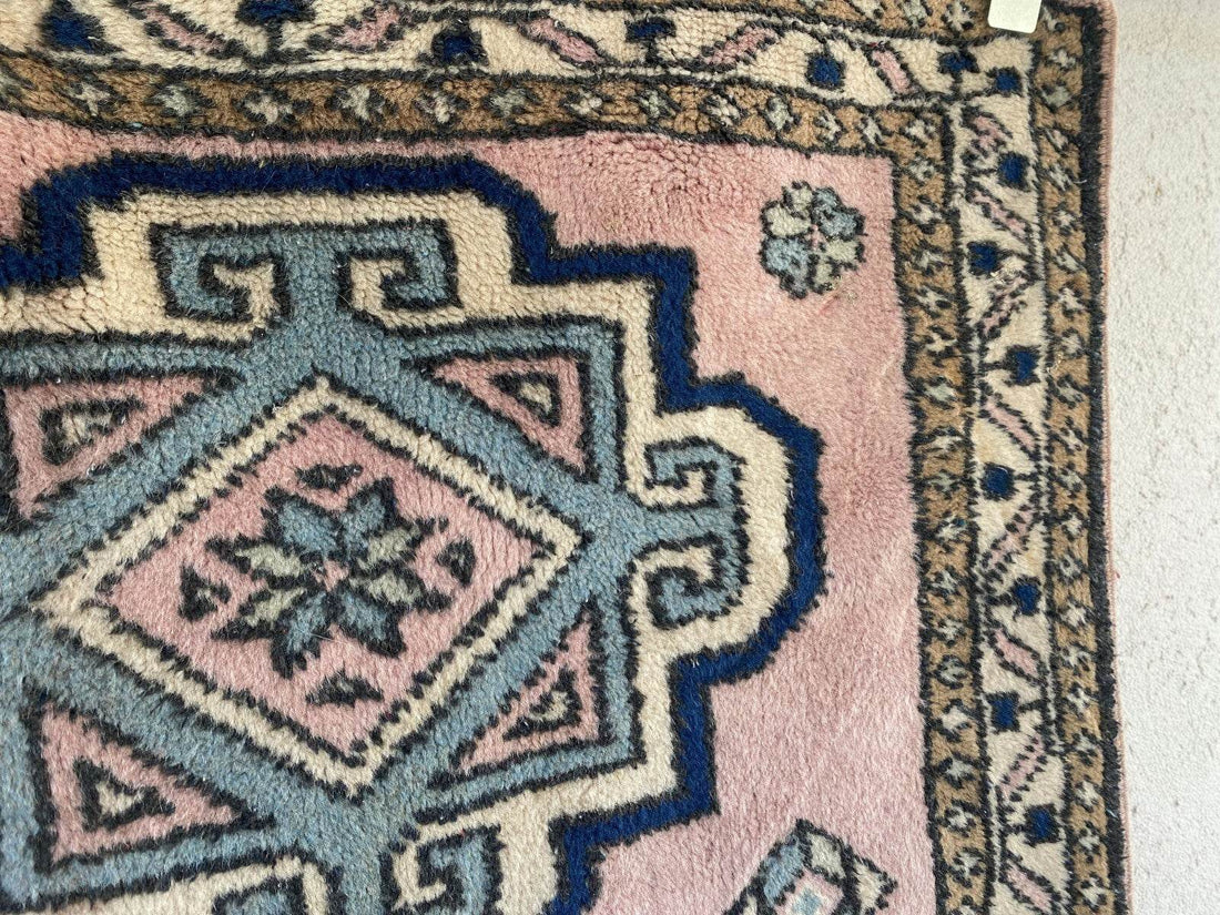 Vintage Rug | Farmhouse Antique Wool Anatolian Runner Handmade Turkish 2.7x6.3ft
