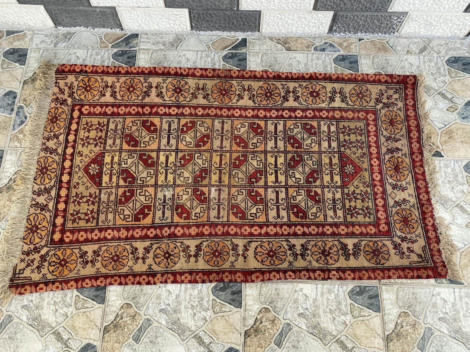 Pre 1920’s ANTIQUE ARMENIAN AREA RUG GEOMETRIC TRIBAL FARMHOUSE VINTAGE CARPET