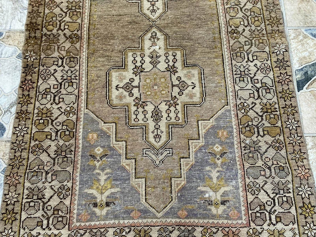 Vintage Turkish Wool Rug Hand-Knotted Antique Geometric Oushak Tribal Area 3x6