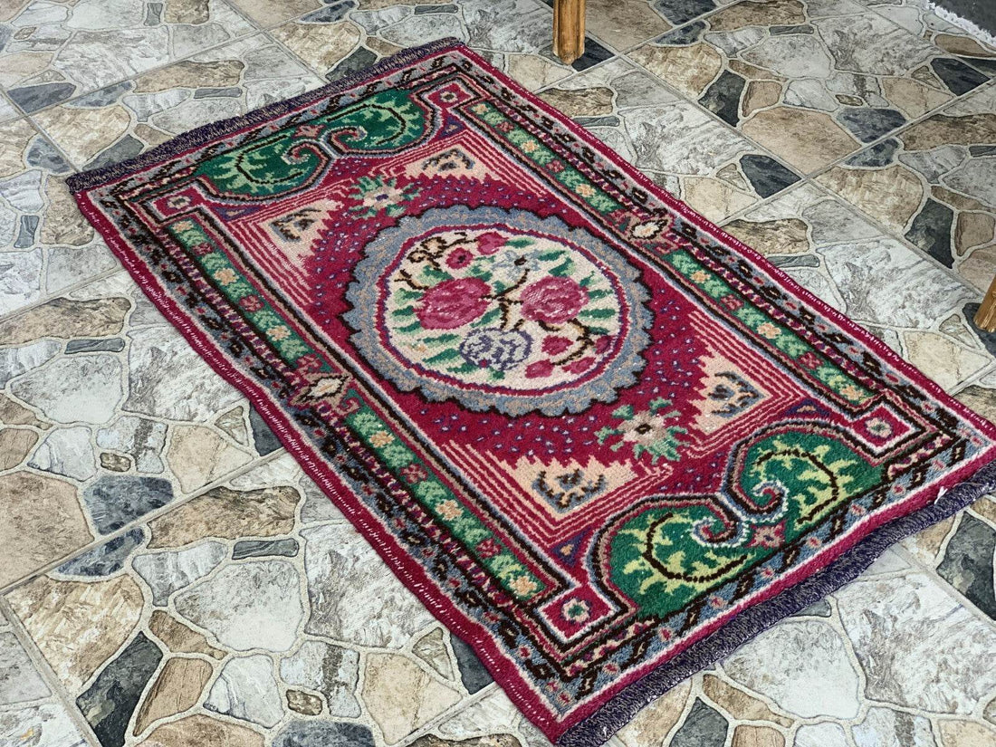 Small Turkish Vintage Oushak Rug Handmade Farmhouse Geometric Wool Rug 2.5x4.1ft