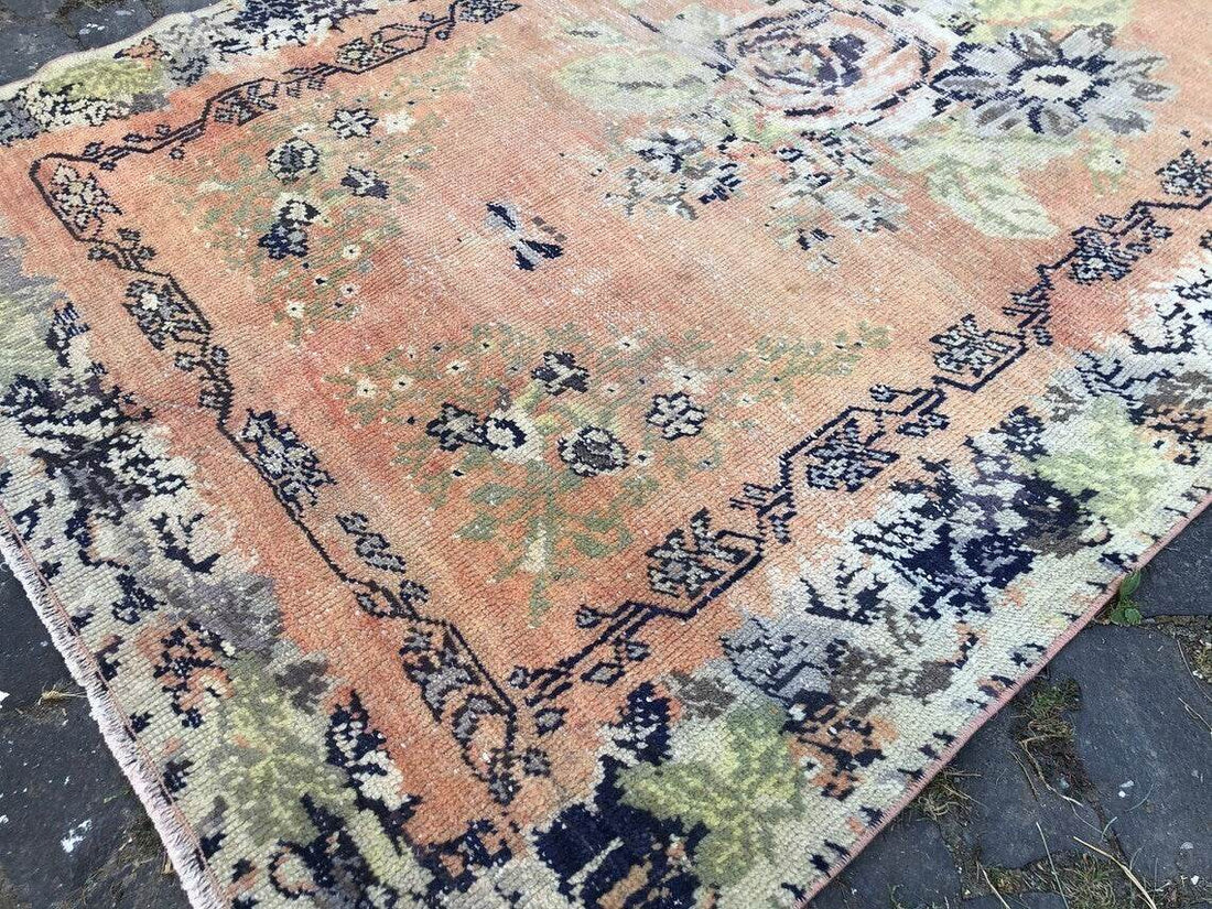 Vintage Oushak Farmhouse Rug, Handknotted Turkish Anatolian Wool Area Rug 3x5 ft