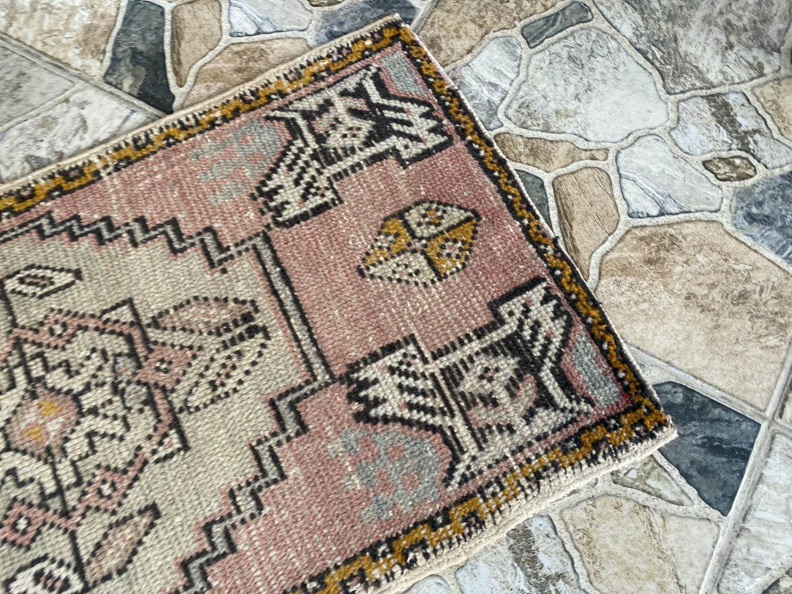 Vintage Anatolian Small Rug – 1.6 x 3.1 ft Turkish Hand-knotted Oushak Wool Rug