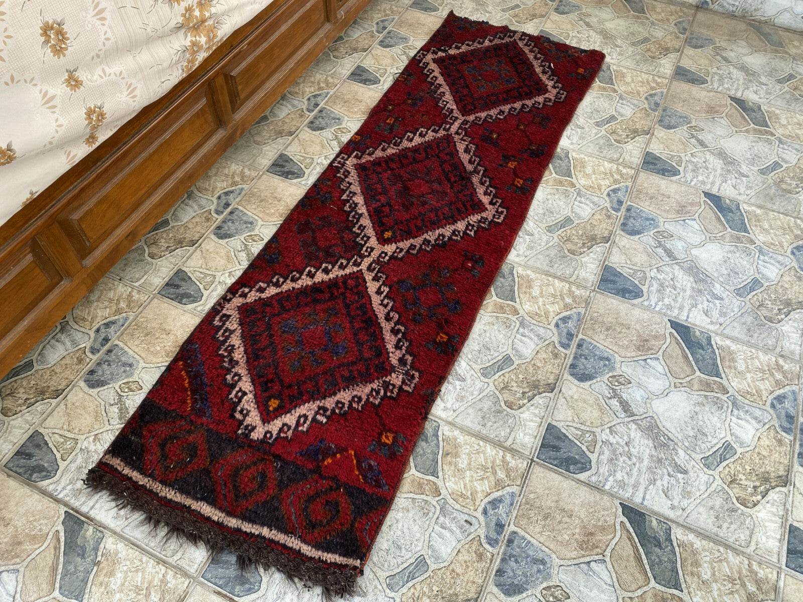 Vintage Kurdish Wool Runner, 1970s Handwoven TribalTurkish Red Rug 1'9'' x 5'6''