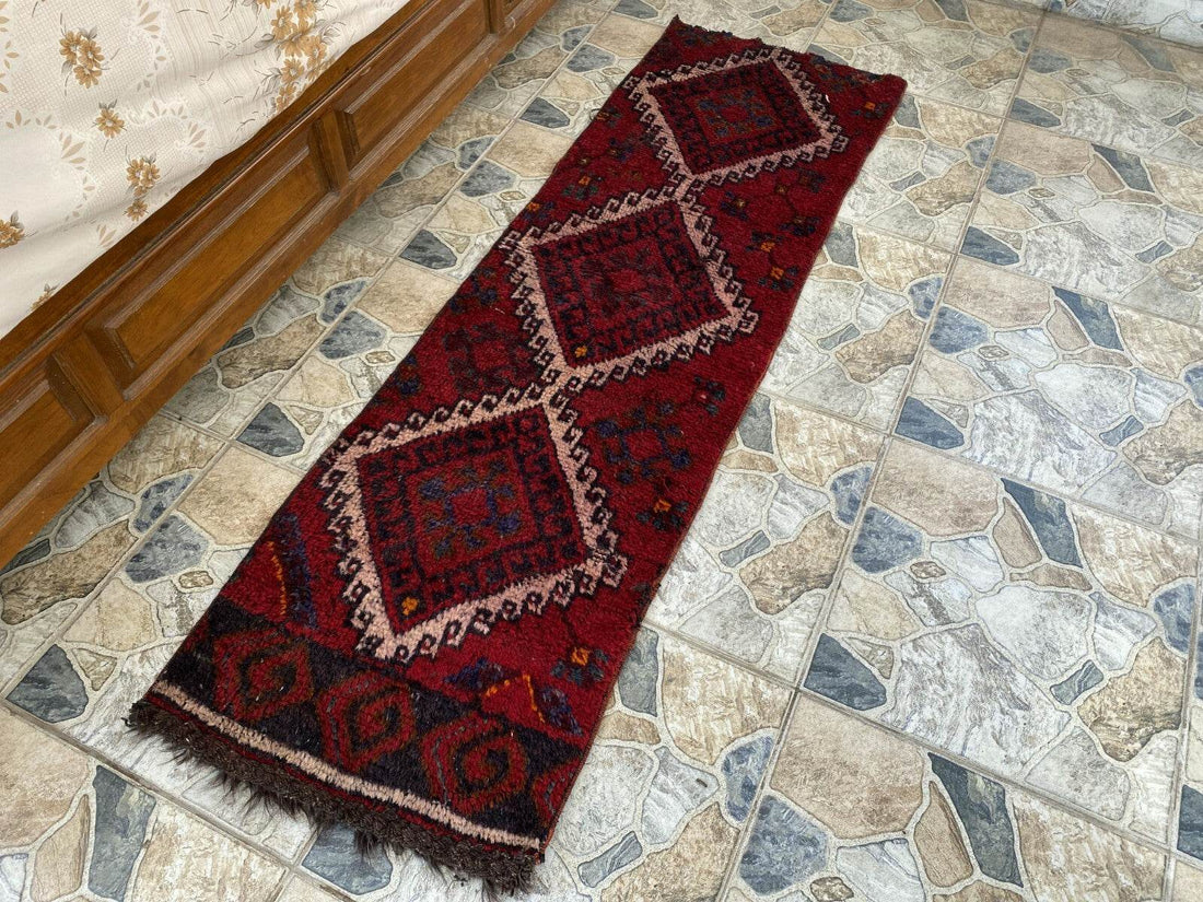 Vintage Kurdish Wool Runner, 1970s Handwoven TribalTurkish Red Rug 1'9'' x 5'6''