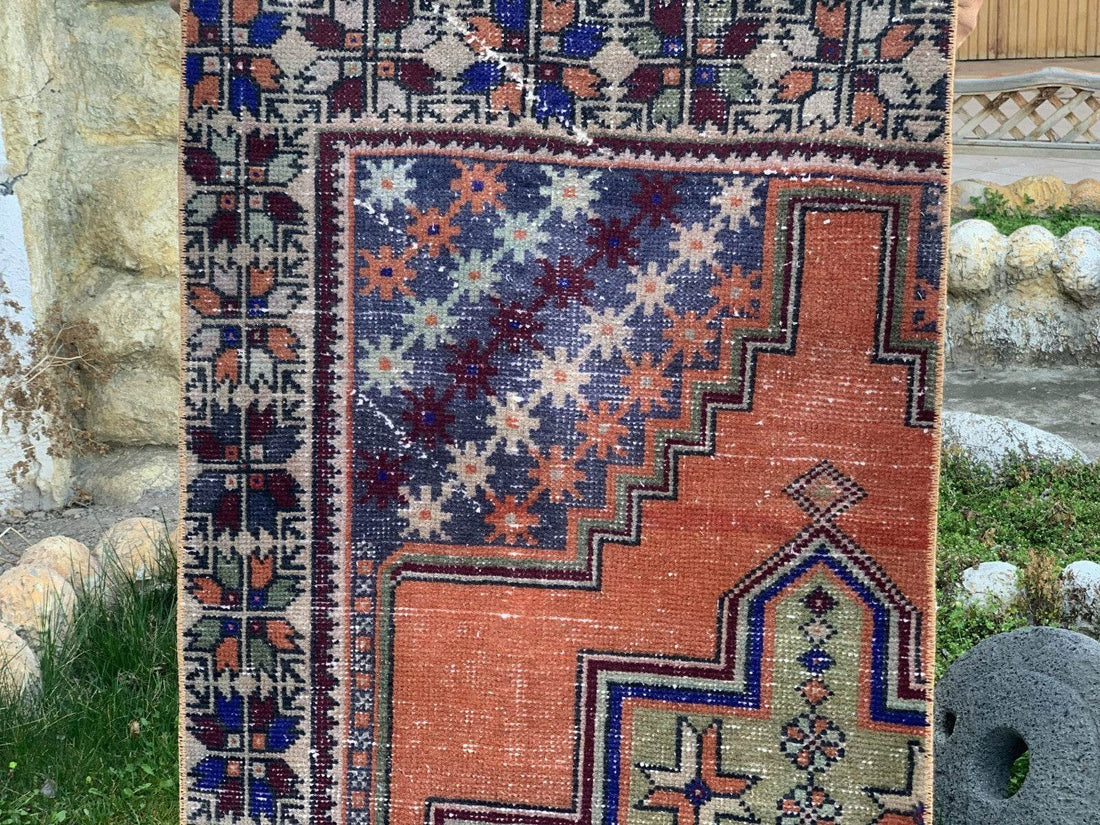 Turkish Vintage Oushak Rug, Wool Handmade Farmhouse Geometric Runner 2.5x8.2 ft