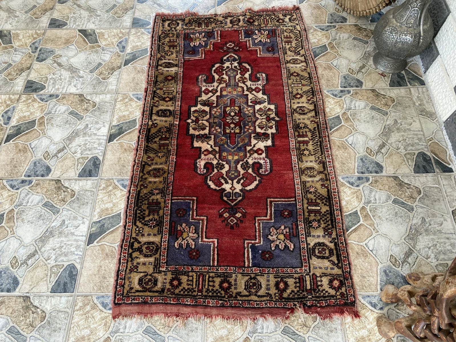 Pre 1980’s ANTIQUE ANATOLIAN FARMHOUSE RUG - GEOMETRIC TRIBAL TURKISH VINTAGE